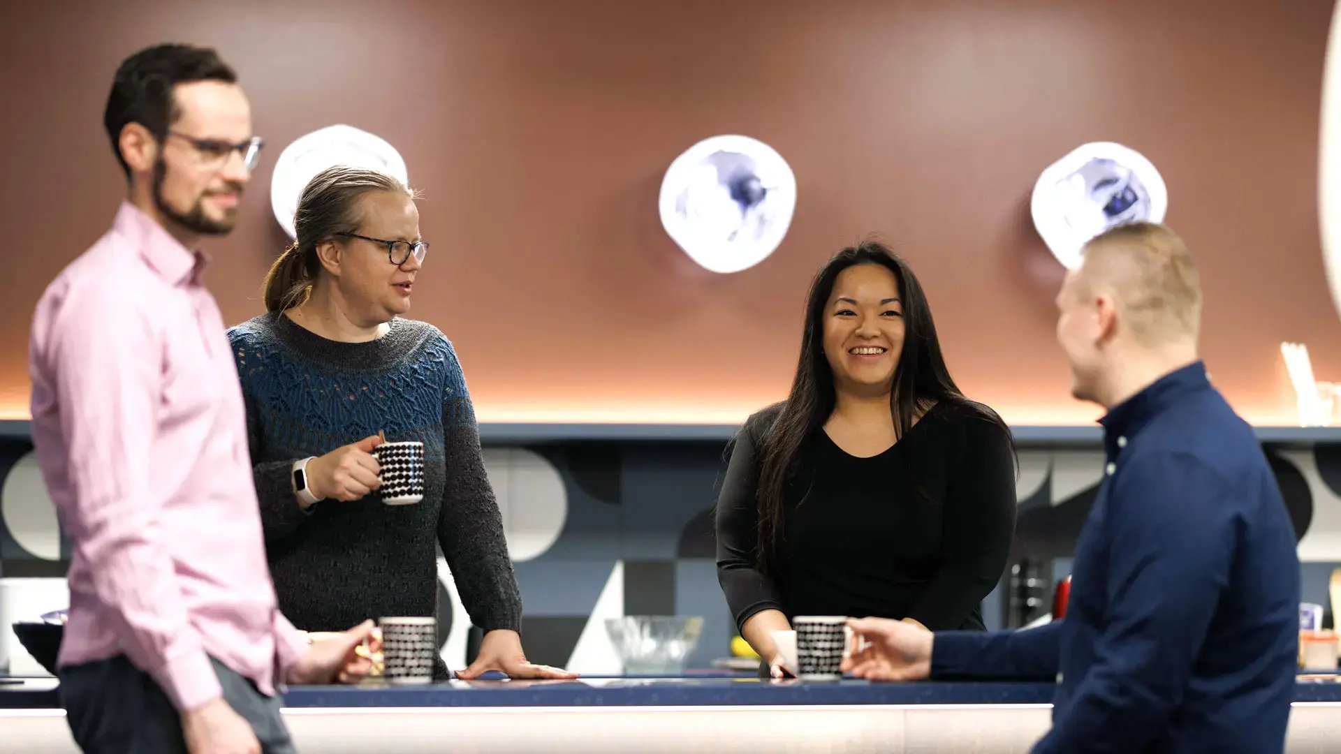 Kansainvaliset-verkkoyhteydet